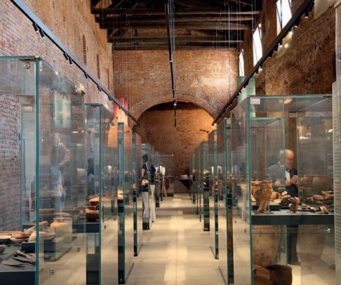 Illuminating Collections: Mastering the Art of Museum Displays with Glass - Display Cabinets Direct