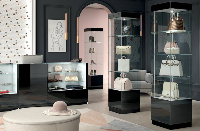 proudly pose your products