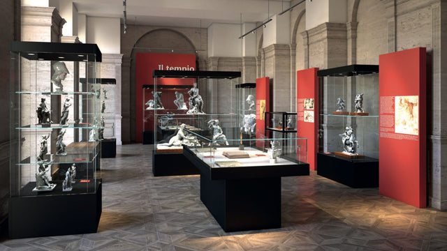 Bravura Black Showcases