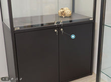 Bravura MU60FM Display Case with Storage