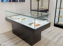 Bravura MU180TU Display Showcase