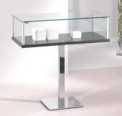Fusion 1PF Jewellery Glass Showcase showcasing a stylish presentation case with clear glass and a polished base, perfect for retail environments.