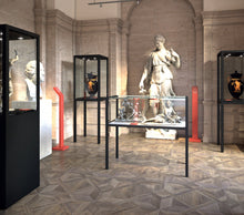 Bravura MU160 Display Showcase